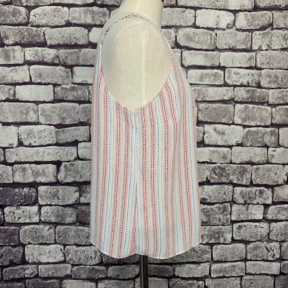 Simply Styled Blouse W/ Front Ruffle Size LP - Picture 8 of 9